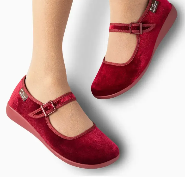 Hot Chocolate Chocolaticas® Velvet Women's Mary Jane Flat