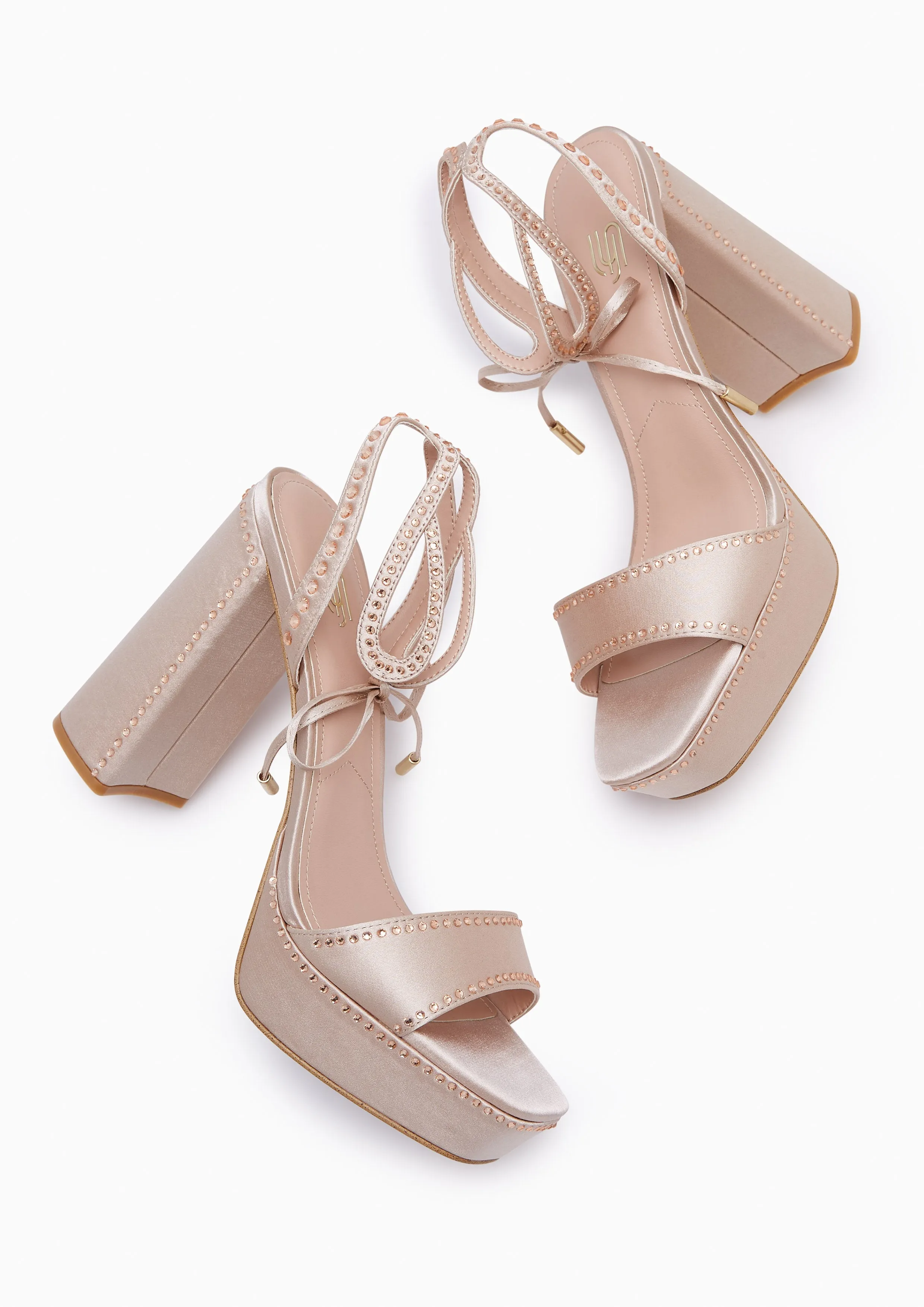 Perla Infinite Platform Heels Taupe